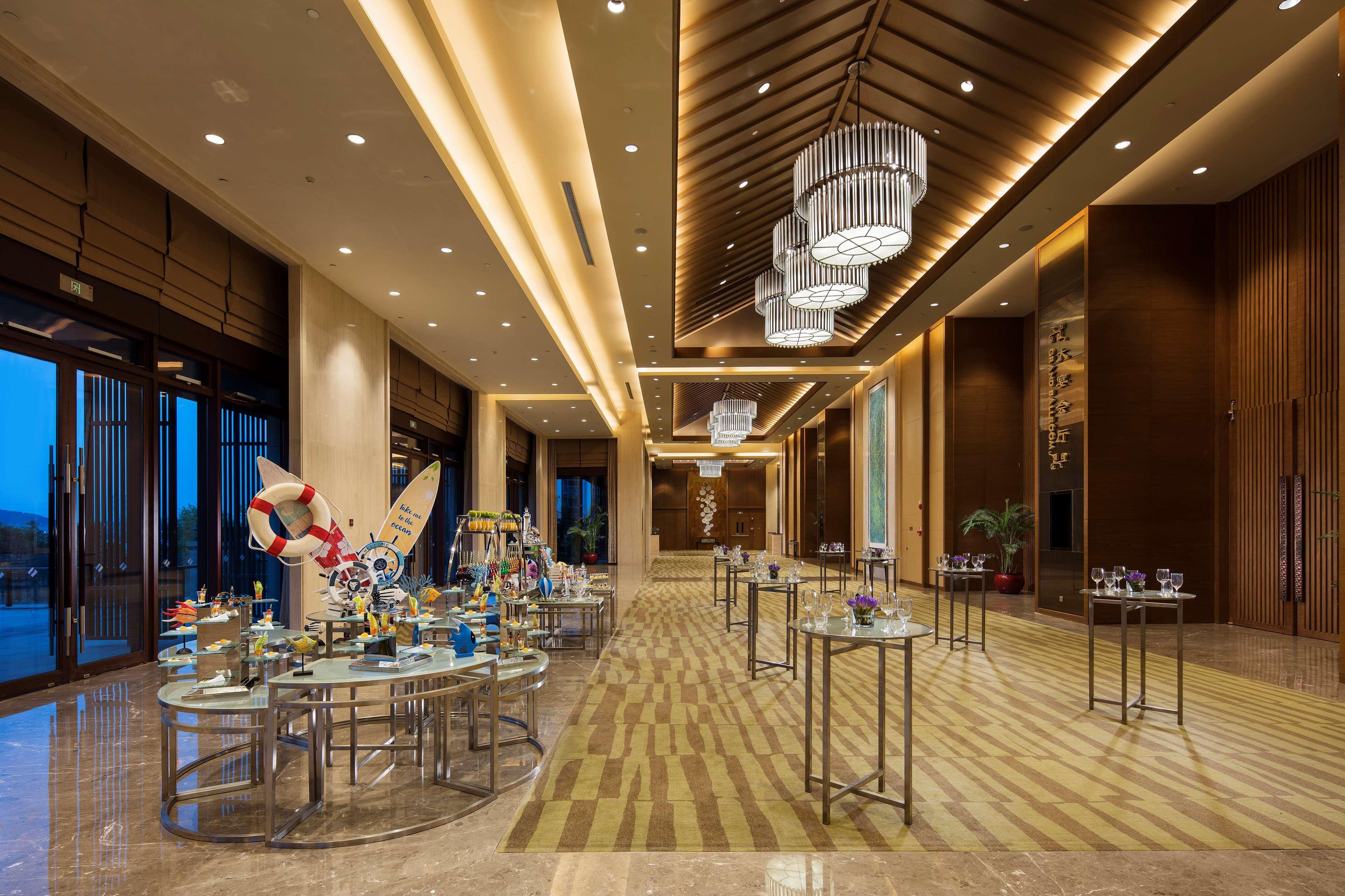 Hilton Wuhan Optics Valley Kültér fotó