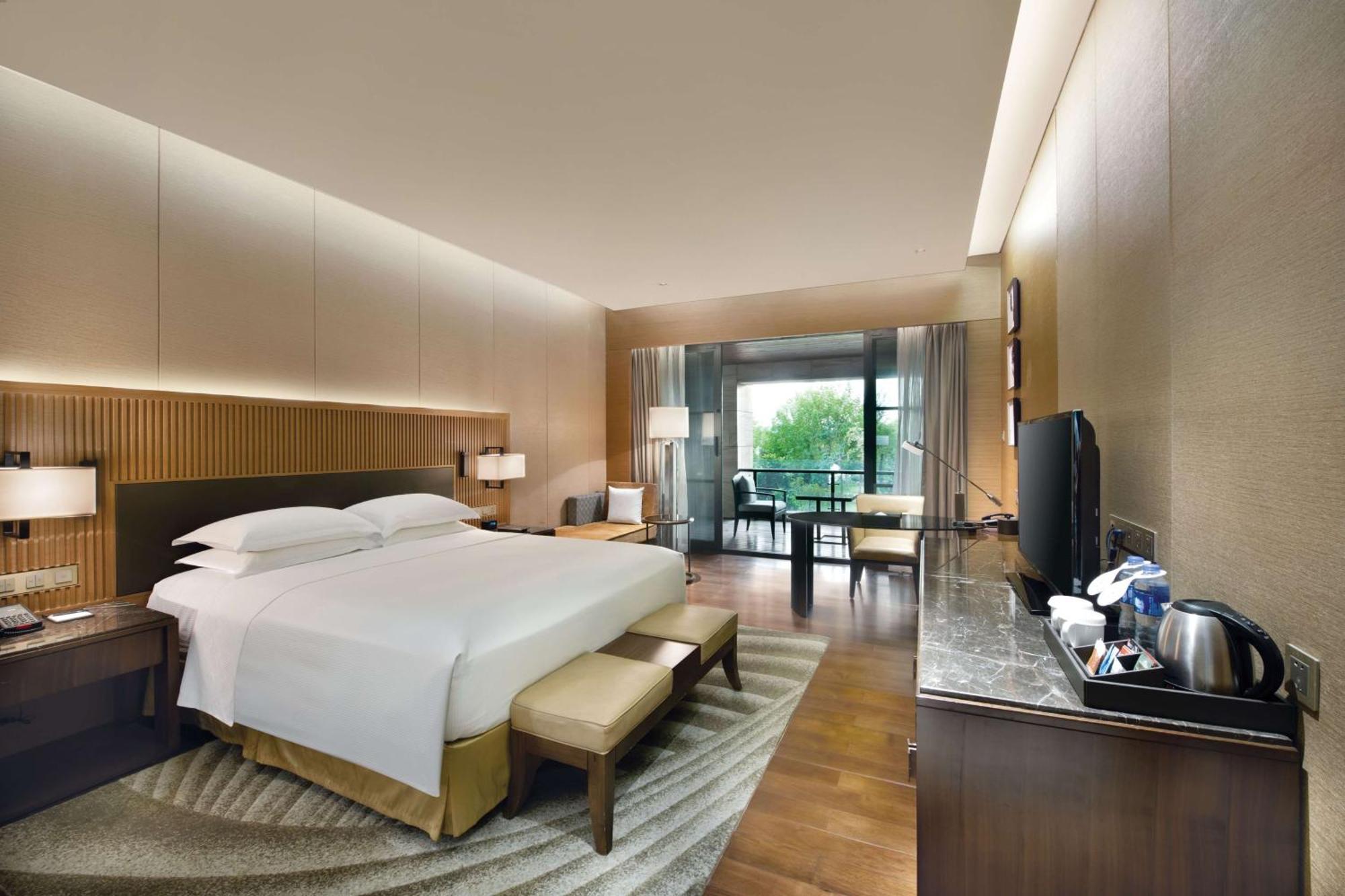 Hilton Wuhan Optics Valley Kültér fotó