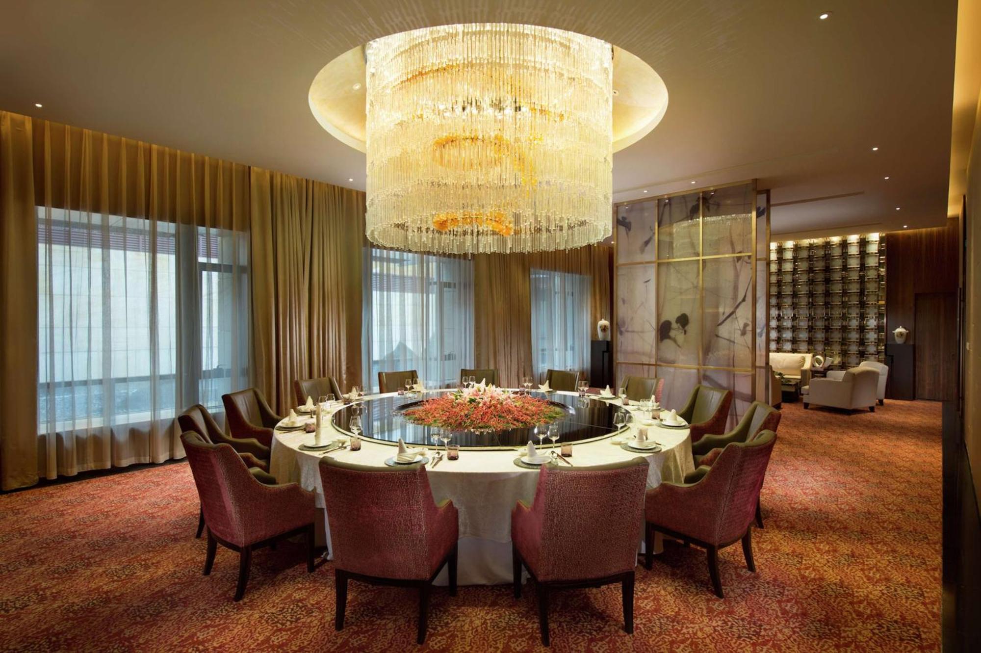 Hilton Wuhan Optics Valley Kültér fotó